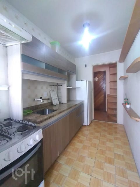 Image 5 - 252883